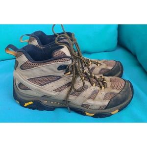 Men's Merrell Hiking Shoes Size 9.5